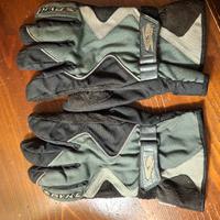 guanti da moto