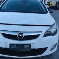 Ricambi Opel Astra j 2011