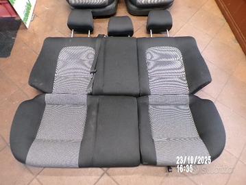 SEDILI POSTERIORI PER SEAT LEON 1M ANNO 2005