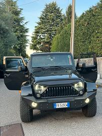 Jeep wrangler sahara