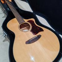  Breedlove Discovery  Concert 

