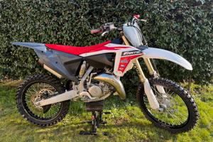 FANTIC XX 125 2024 24 ore totali