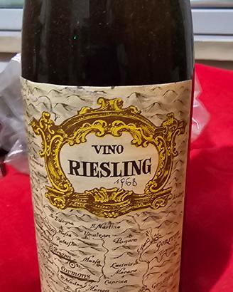 vino da collezione Riesling 1968cant. L. Fellunga 