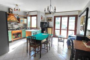 Appartamento di 70 m² con 2 locali a Traversetolo