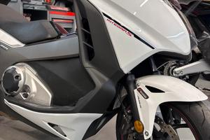 HONDA INTEGRA 750 SPORT ABS DCT BIANCO PERLATO