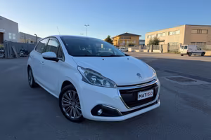 Peugeot 208 87000 KM GARANZIA 12 MESI