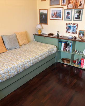 Letto con contenitori