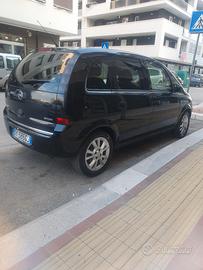 meriva cosmo 2009