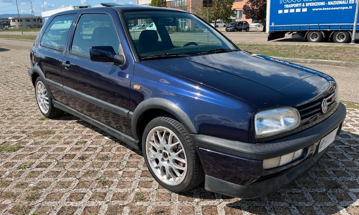 Volkswagen Golf GTI 16V 20 Years Edition