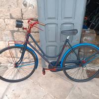 Bicicletta storica coi freni a bacchetta