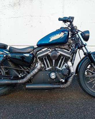 Harley-Davidson 883 Iron