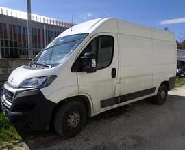 Peugeot Boxer 335 2.2 BlueHDi 140 S&S PM-TM Furgon