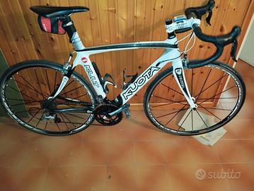 Kuota Kult full carbon 