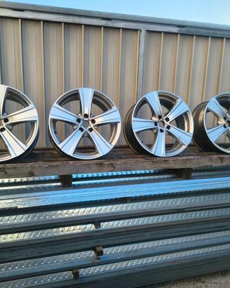 Cerchi 19 pollici, 8,5Jx19, PCD 5x112, ET35,  VAG