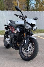 Specchietti triumph street triple
