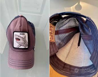 Cappellino Goorin Bros. blu con patch “Shark”