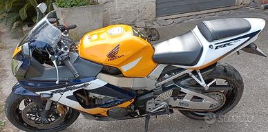 Honda CBR 900 RR Fireblade