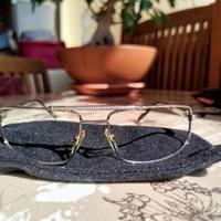 Montatura semplice per occhiali da vista e sole