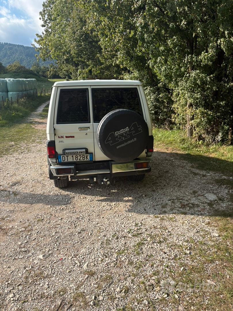 Toyota Land Cruiser 1989 photo 4