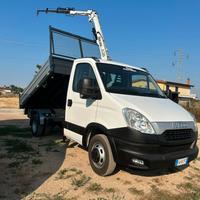 Iveco DAILY ribaltabile e gru