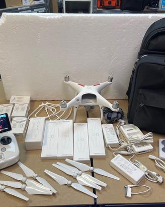 Drone DJI Phantom 4 Pro + (con monitor integrato)