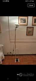 Lampada faro da terra Castiglioni anni 1962.