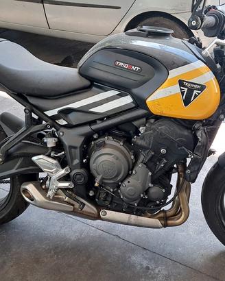 TRIUMP TRIDENT 2025 SOLO PER RICAMBI