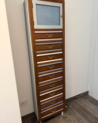 Cassettiera / settimanale resturata dipinta a mano