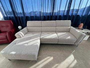 DIVANO IN PERFETTE CONDIZIONI