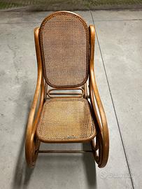 Sedia a dondolo Thonet