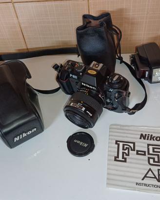 Macchina fotografica Nikon F-501 AF