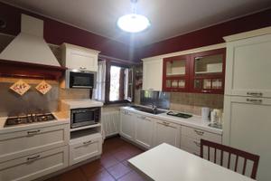 Stanza in villa ampia e luminosa - ideale per stud