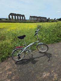 Bicicletta pieghevole cromata B4C 
