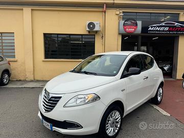 Lancia Ypsilon 2014 0.9 Benz/Metano 85 CV 5 porte