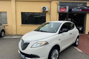 Lancia Ypsilon 2014 0.9 Benz/Metano 85 CV 5 porte
