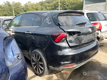 PORTIERA SINISTRA FIAT TIPO HATCHBACK 2016