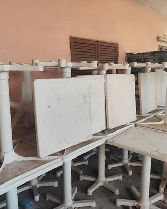 tavoli di plastica 