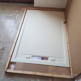 Piatto doccia in marmo resina color crema