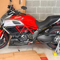DUCATI DIAVEL 1200