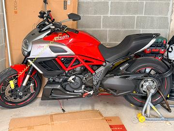 DUCATI DIAVEL 1200