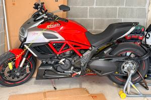 DUCATI DIAVEL 1200