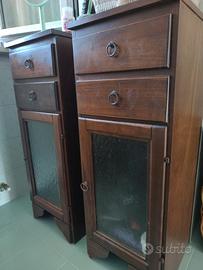 Coppia di mobili da bagno