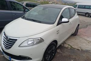 Lancia y ELLE