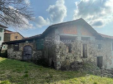 RUSTICO CON GIARDINO DI PROPRIETA'