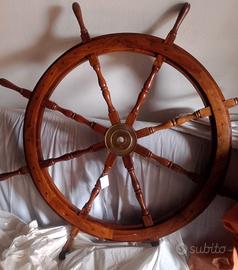 timone in legno
