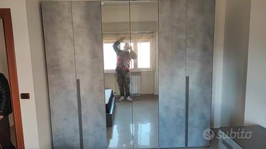 Stanza da letto matrimoniale e armadio a 6 ante