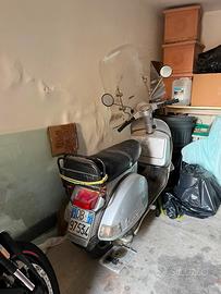 vespa di mil padre ferma da 2 anni