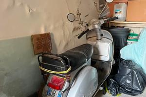 vespa di mil padre ferma da 2 anni