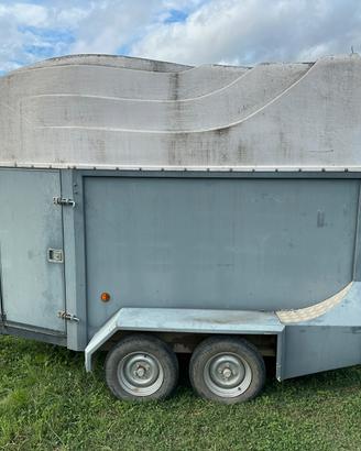 Trailer cavallo