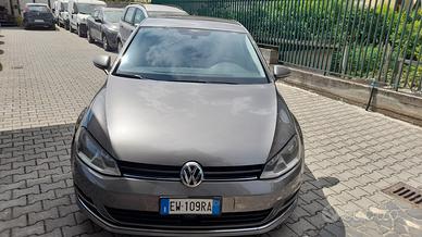 Volkswagen Golf 1.6 TDI DSG 3p. Comfortline BlueMo